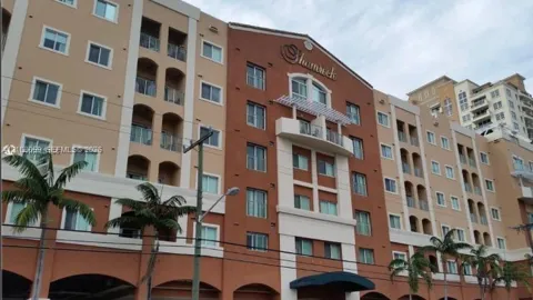 2280 SW 32 Ave #613