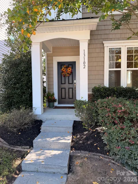 13102 Heath Grove Drive