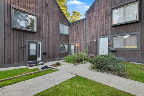 236 Falkirk Court #16