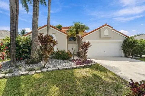 1317 Fairfax Circle E