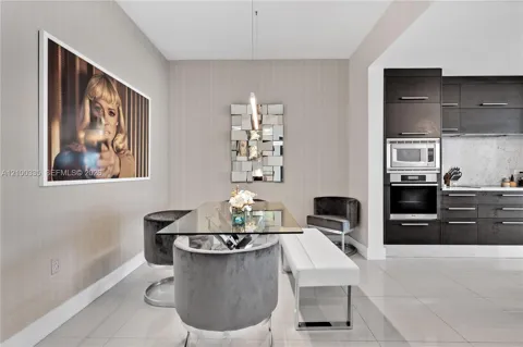 900 Biscayne Blvd #3003