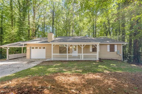 1686 Ember Way