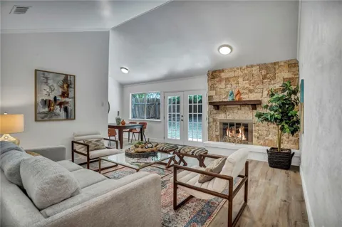 2416 Village Walk
