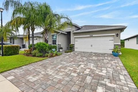 7238 SE Pine Valley Court