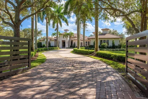 15448 SUNNYLAND LANE