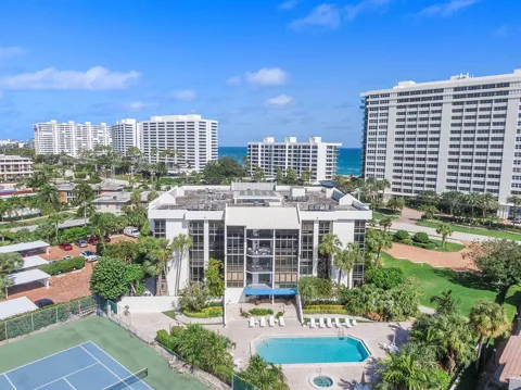 1901 S Ocean Boulevard #401