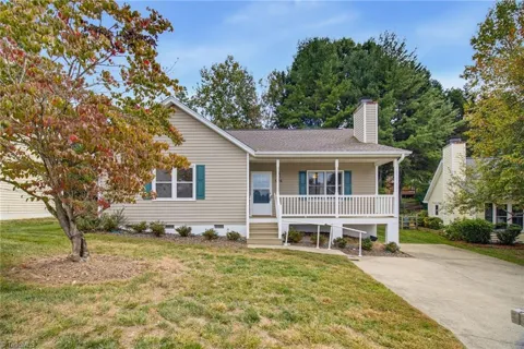 956 Heatherstone Drive