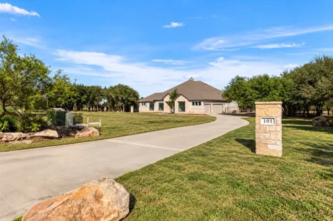 101 Gabriel Woods Drive
