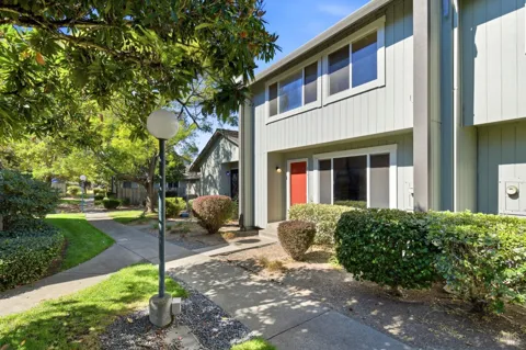 377 Wall Place