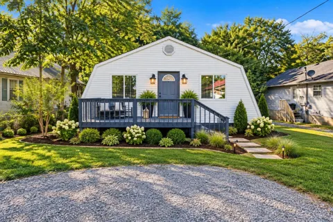 415 Durrett St