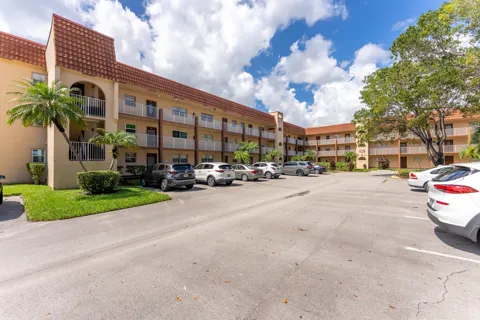 2801 Pine Island Road #202