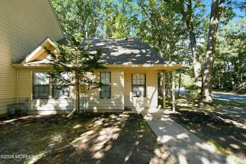 37 Azalea Circle