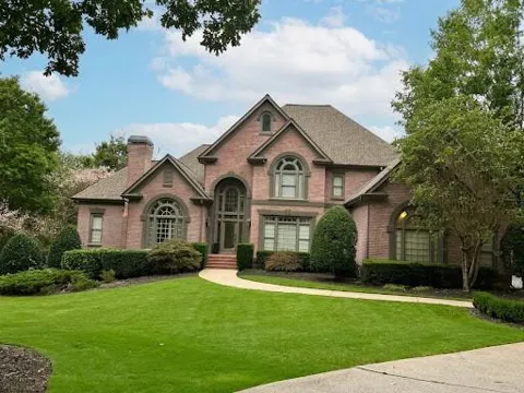 2810 Sugarloaf Club Drive