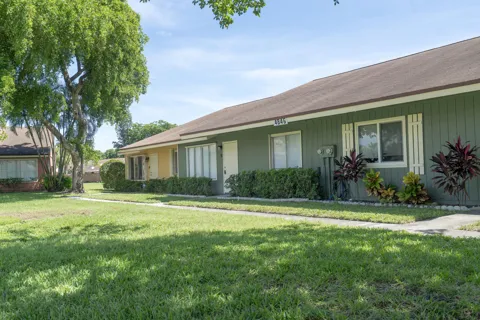 4846 ORLEANS COURT #B