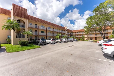2801 Pine Island Road #202