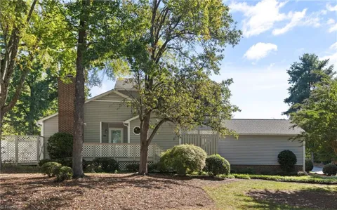 125 Pebble Ridge Lane