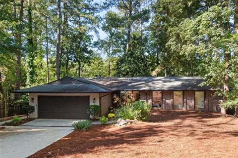 9270 Lake Drive