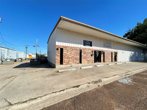 122 Lee Street