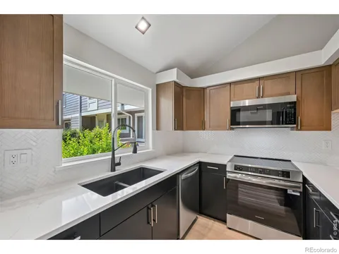 6670 W 84th Circle #103
