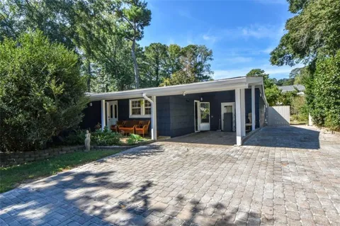 6810 Sunny Brook Lane
