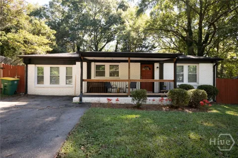 120 Hillside Street