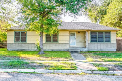 450 Claremore Street