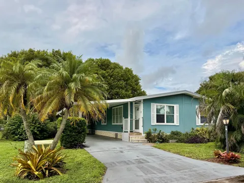 407 NE 8TH AVENUE