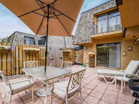 510 TROPIC LANE #10D