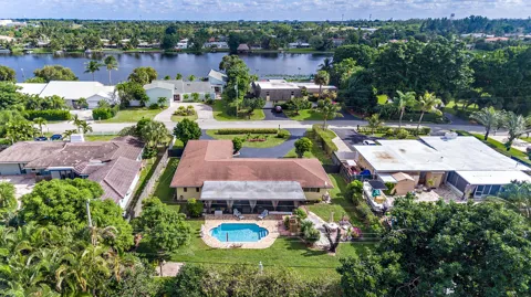 7315 W Lake Drive
