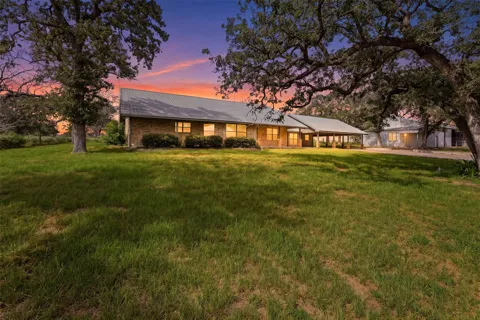 6589 State Highway 304 Highway