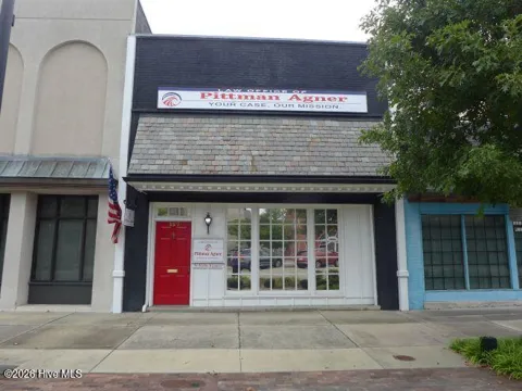 127 S Queen Street