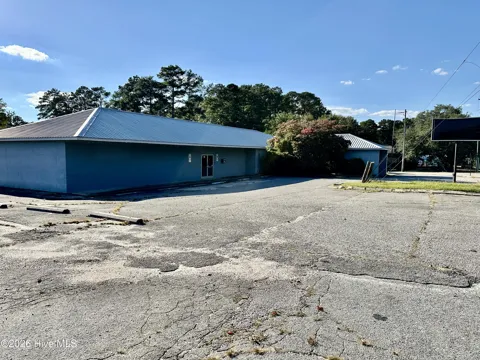 906 Rockingham Road