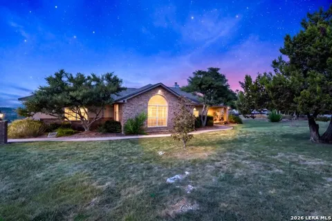 2639 Summit Skyway
