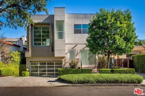 714 WESTBOURNE DRIVE