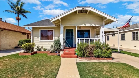 1707 E Poinsettia Street
