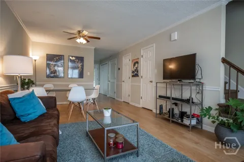 200 E Cloverhurst Avenue #18