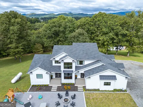 300 Sherwood Forest Drive