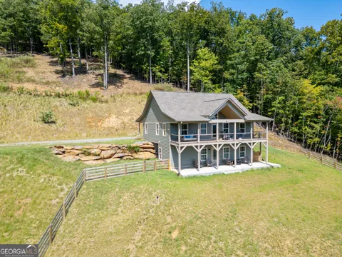 280 Wildberry Lane