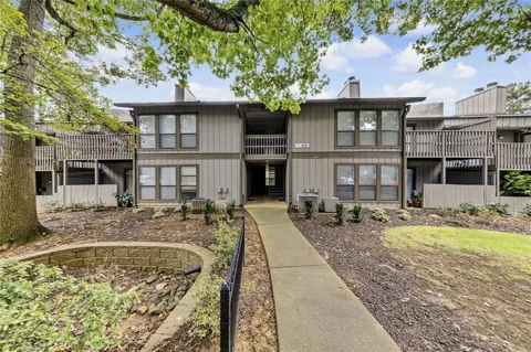217 Smokerise Circle SE