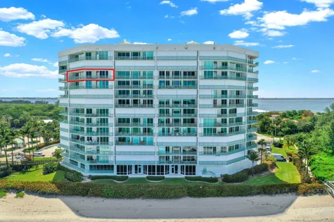 8600 S OCEAN DRIVE #1105