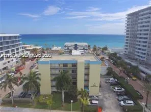 3215 Ocean Dr #302