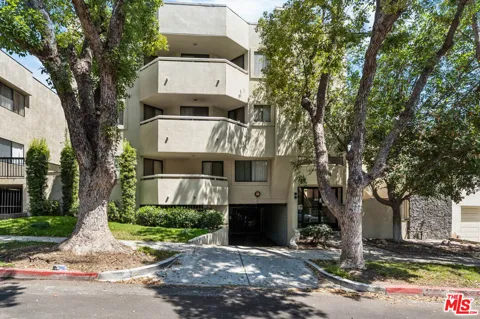 554 E San Jose Avenue #203