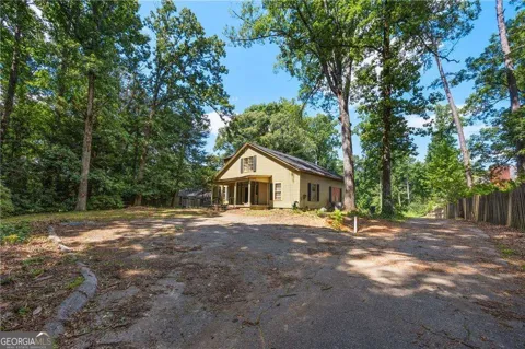 3740 Peachtree Dunwoody RD NE