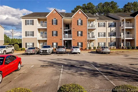 625 Marshtree Lane #304