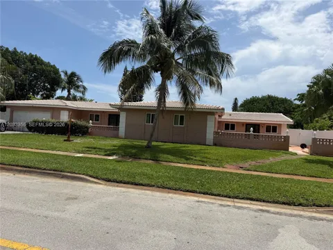 300 SW 68th Ave