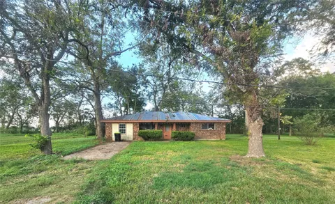 905 E Columbus Drive