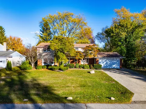 6843 Leslee Crest Drive