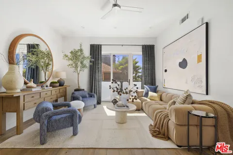 1041 Spaulding Avenue #208