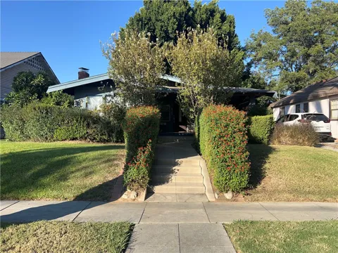 4143 Alta Vista