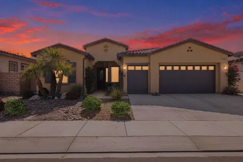 43086 Borretti Way